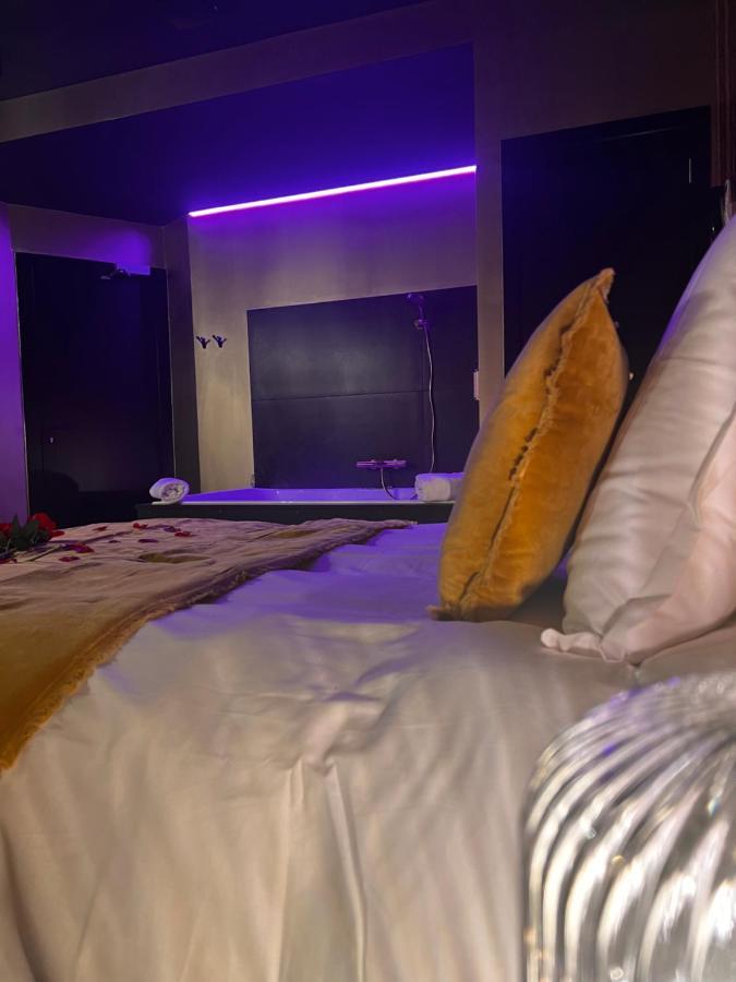 לייז' Hotel Mademoiselle מראה חיצוני תמונה