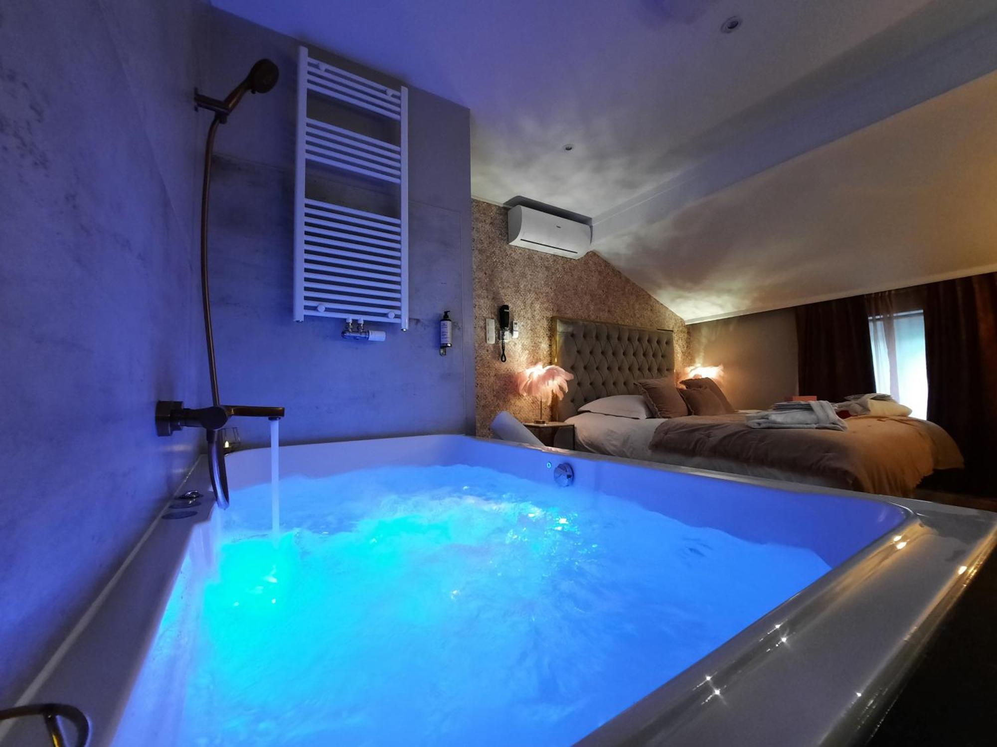 לייז' Hotel Mademoiselle מראה חיצוני תמונה