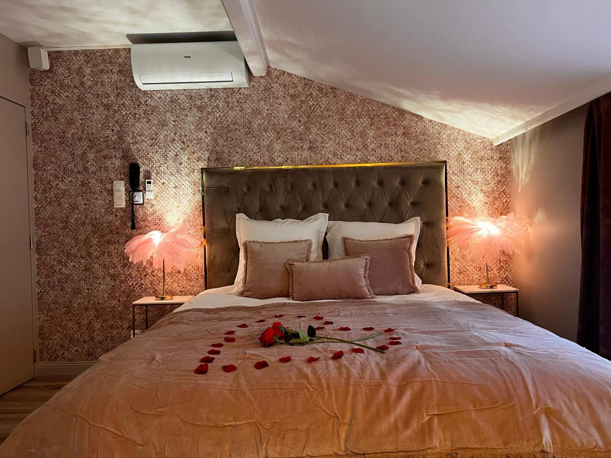 לייז' Hotel Mademoiselle מראה חיצוני תמונה
