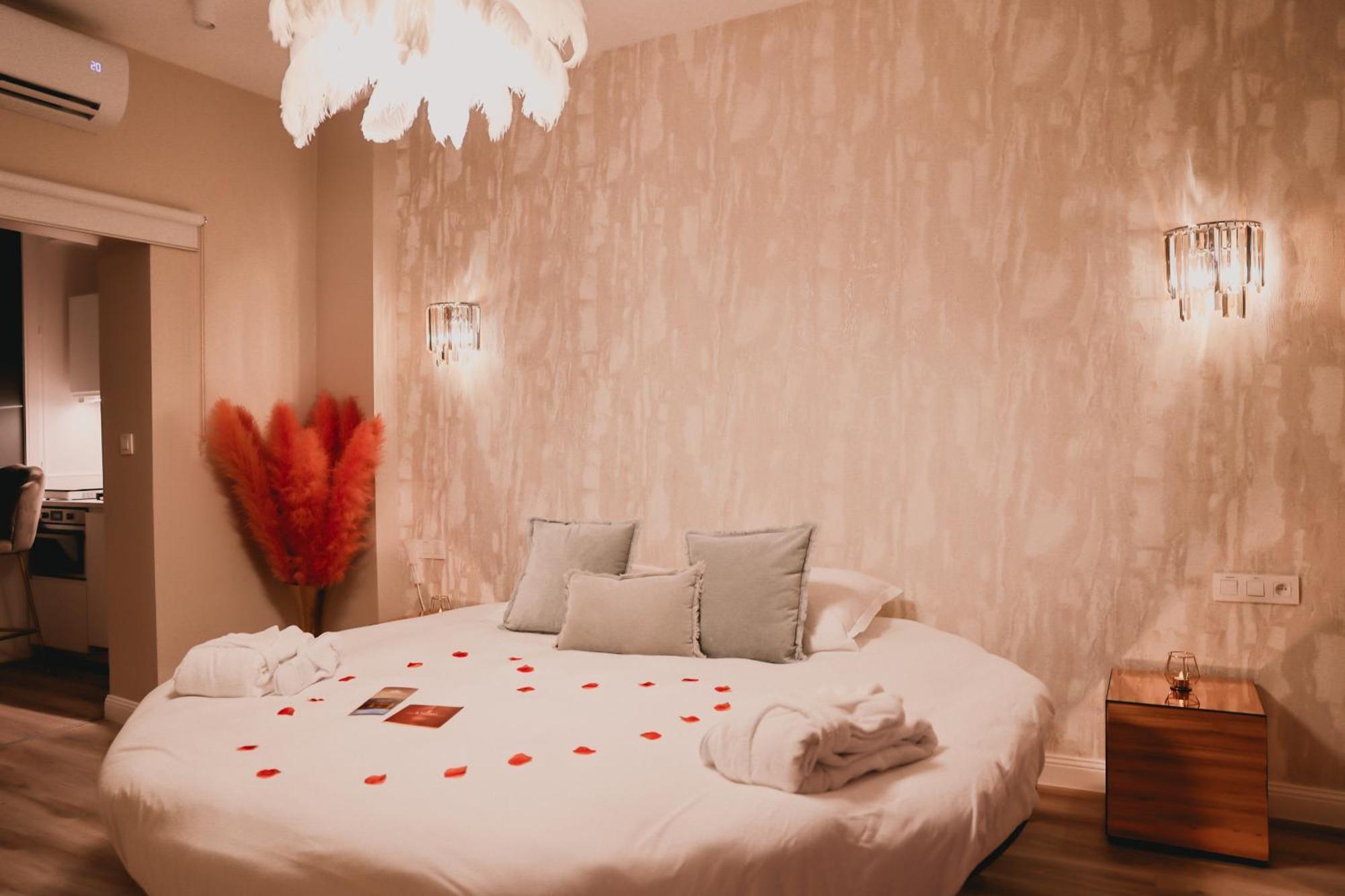 לייז' Hotel Mademoiselle מראה חיצוני תמונה